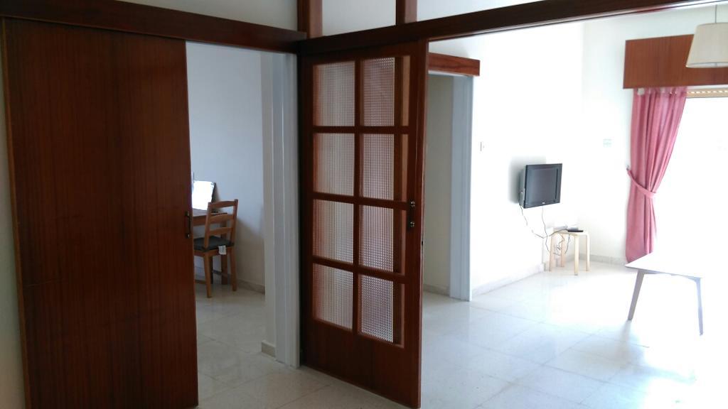 Modern City Center Apt Larnaca Dış mekan fotoğraf